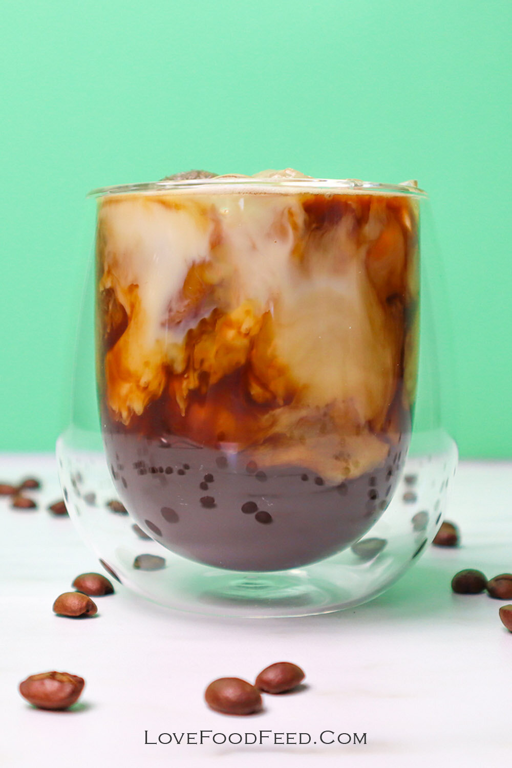 Recuerdo mi primer trámite: una odisea con sabor a café frío